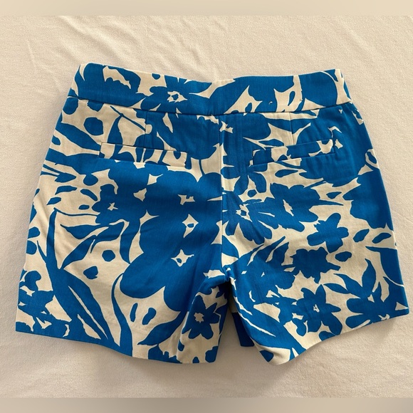 J Crew shorts. Size 00. Blue and white. - Picture 2 of 3